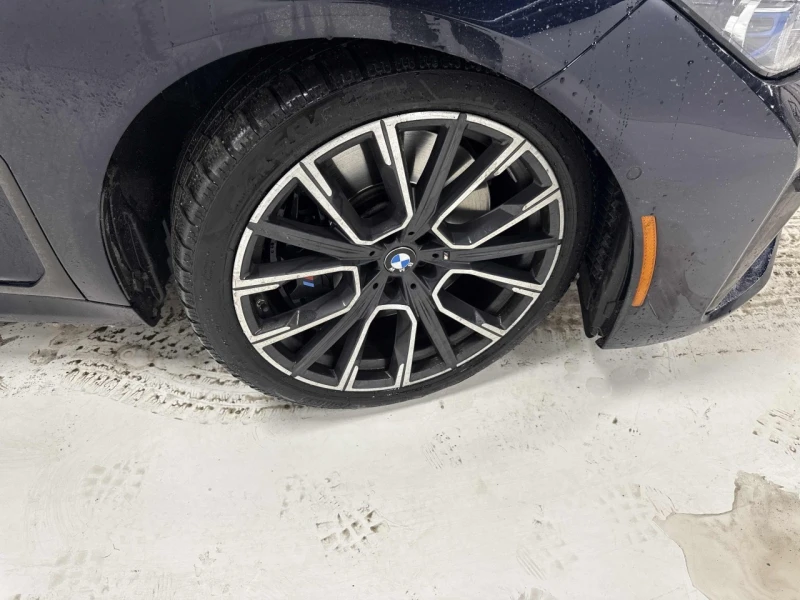 BMW 750 * АВТО КРЕДИТ* ЦЕНА ДО БГ * Сервизна история * , снимка 6 - Автомобили и джипове - 52956574