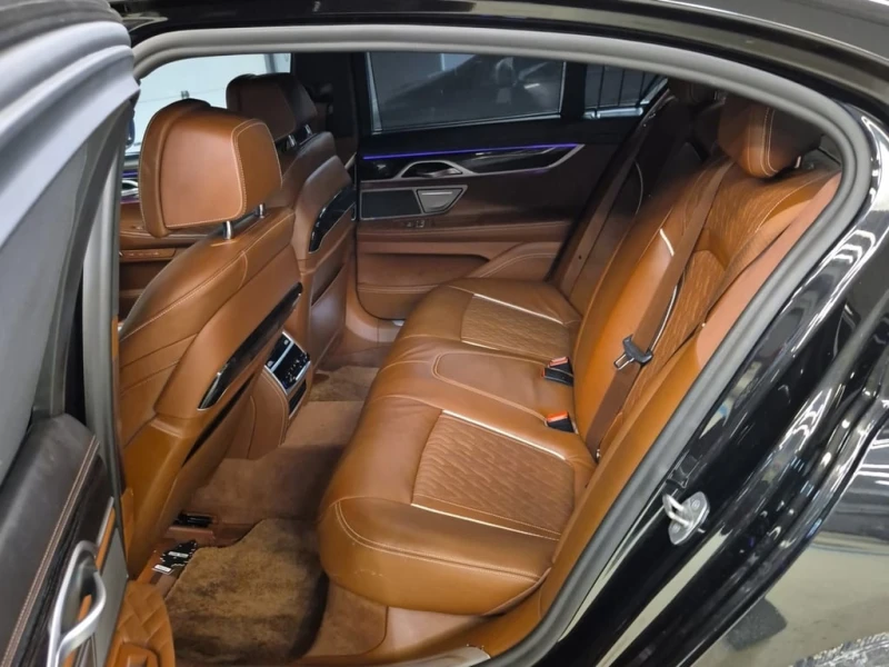 BMW 750 * 750I XDRIVE * CARFAX * ЦЕНА ДО БГ, снимка 13 - Автомобили и джипове - 53121379