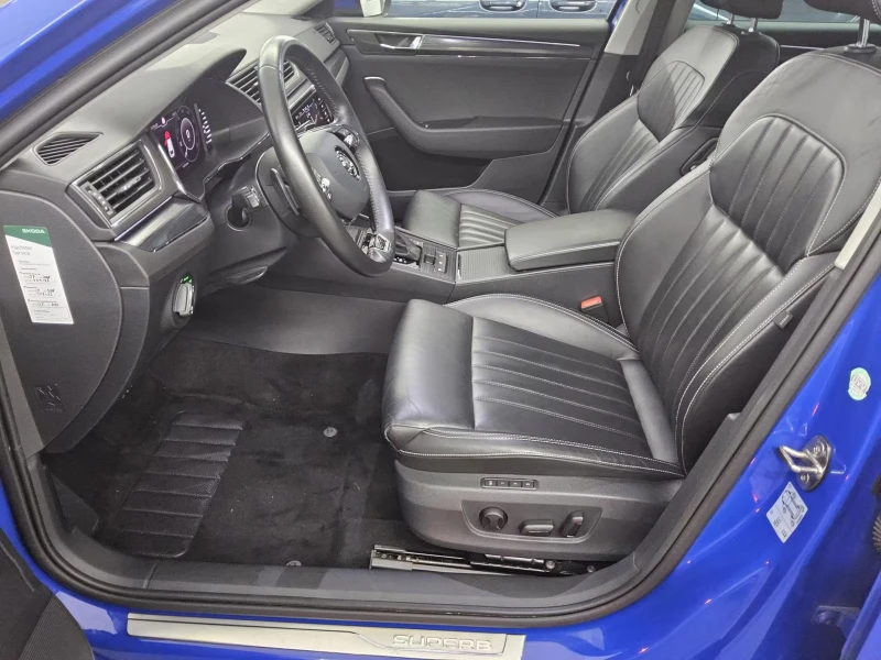 Skoda Superb 2.0TDI/190HP/CAM/MEMO/LED/NAVI/DIGI/CPLAY/703g, снимка 4 - Автомобили и джипове - 53153064