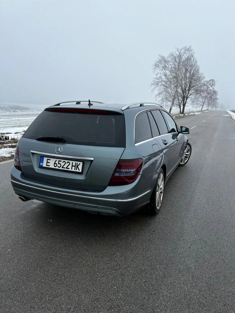 Mercedes-Benz C 250 220, снимка 3 - Автомобили и джипове - 53383018