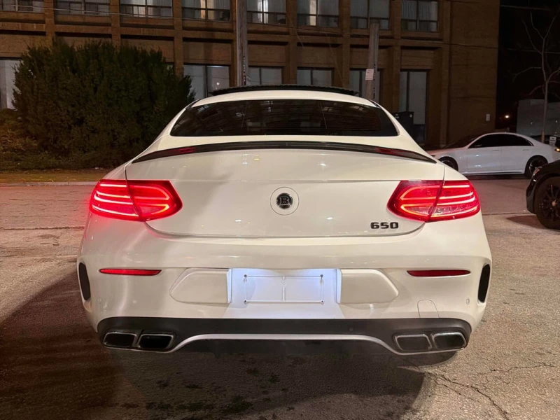 Mercedes-Benz C 63 AMG * S * BURMESTER * 360 * HEAD UP * PANO * NAVI, снимка 4 - Автомобили и джипове - 53403412