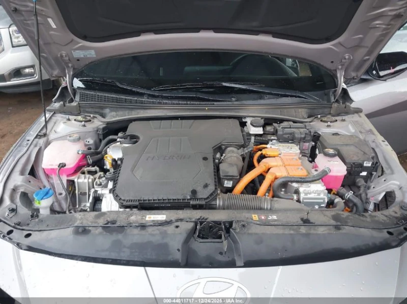 Hyundai Accent 1.6L I-4 DI, DOHC, VVT, 104HP Front Wheel Drive, снимка 16 - Автомобили и джипове - 53443303