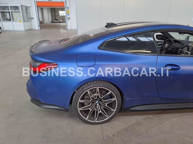 BMW M4 ., снимка 8 - Автомобили и джипове - 47472913