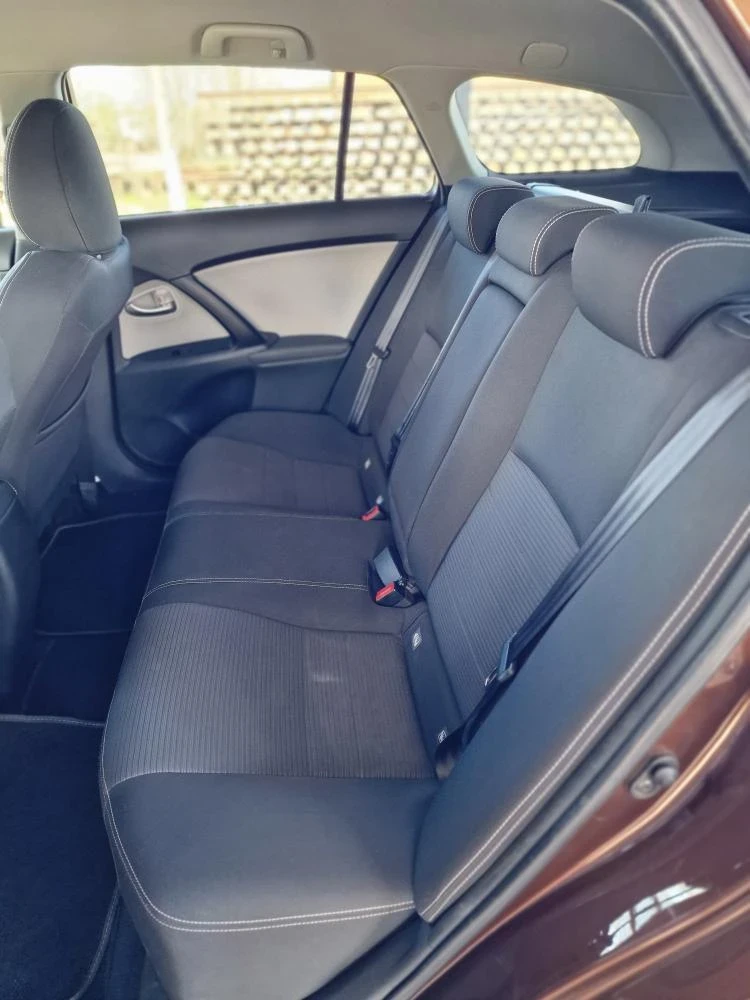 Toyota Avensis  - изображение 8