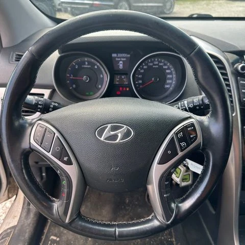 Hyundai I30 1.6 GDH SW STYILE - изображение 7