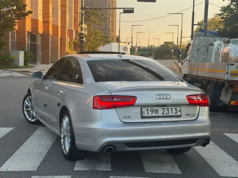Audi A6 3.0 TDI Quattro Dynamic, снимка 2 - Автомобили и джипове - 53043630