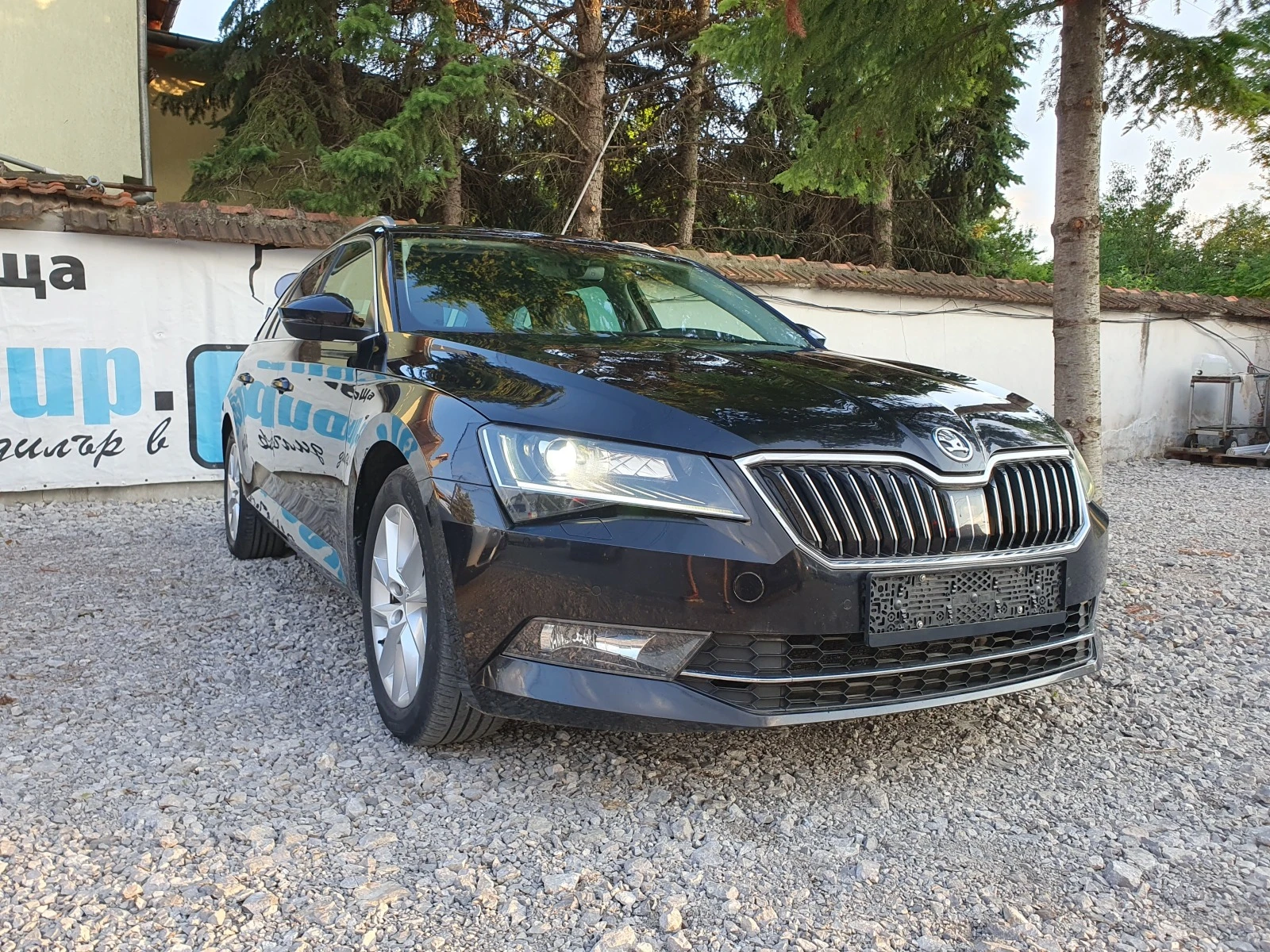 Skoda Superb 2.0TDI 4X4! - [1] 