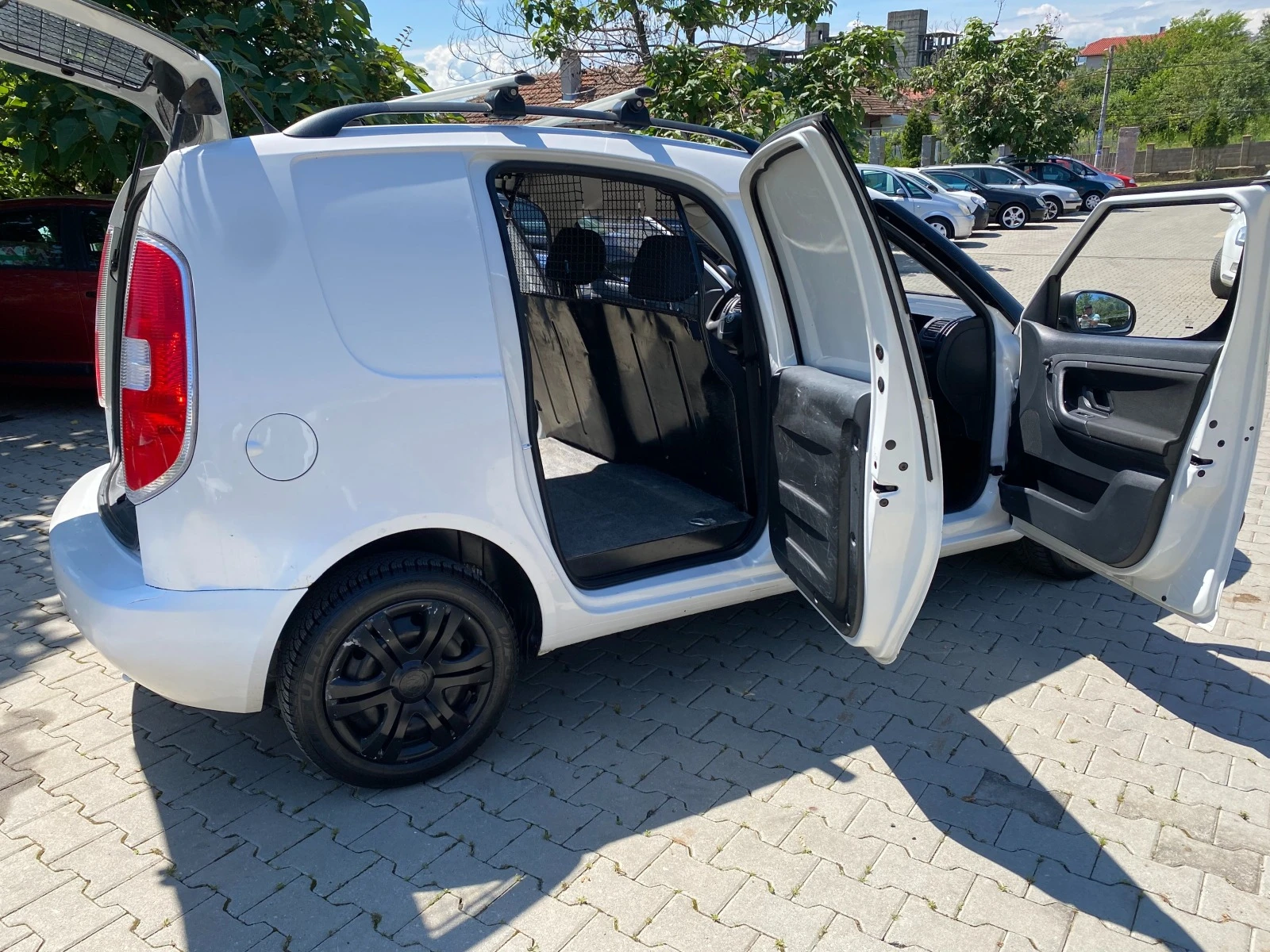 Skoda Praktik 1.2 69. | Mobile.bg   11