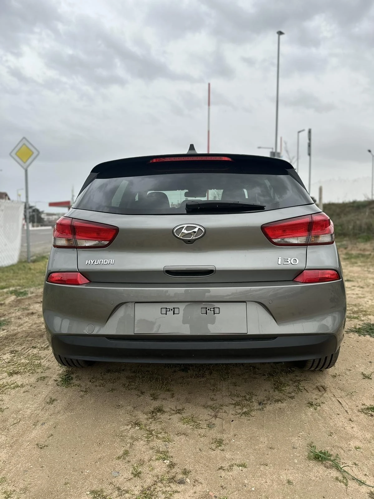 Hyundai I30 1.4-GDI - изображение 8