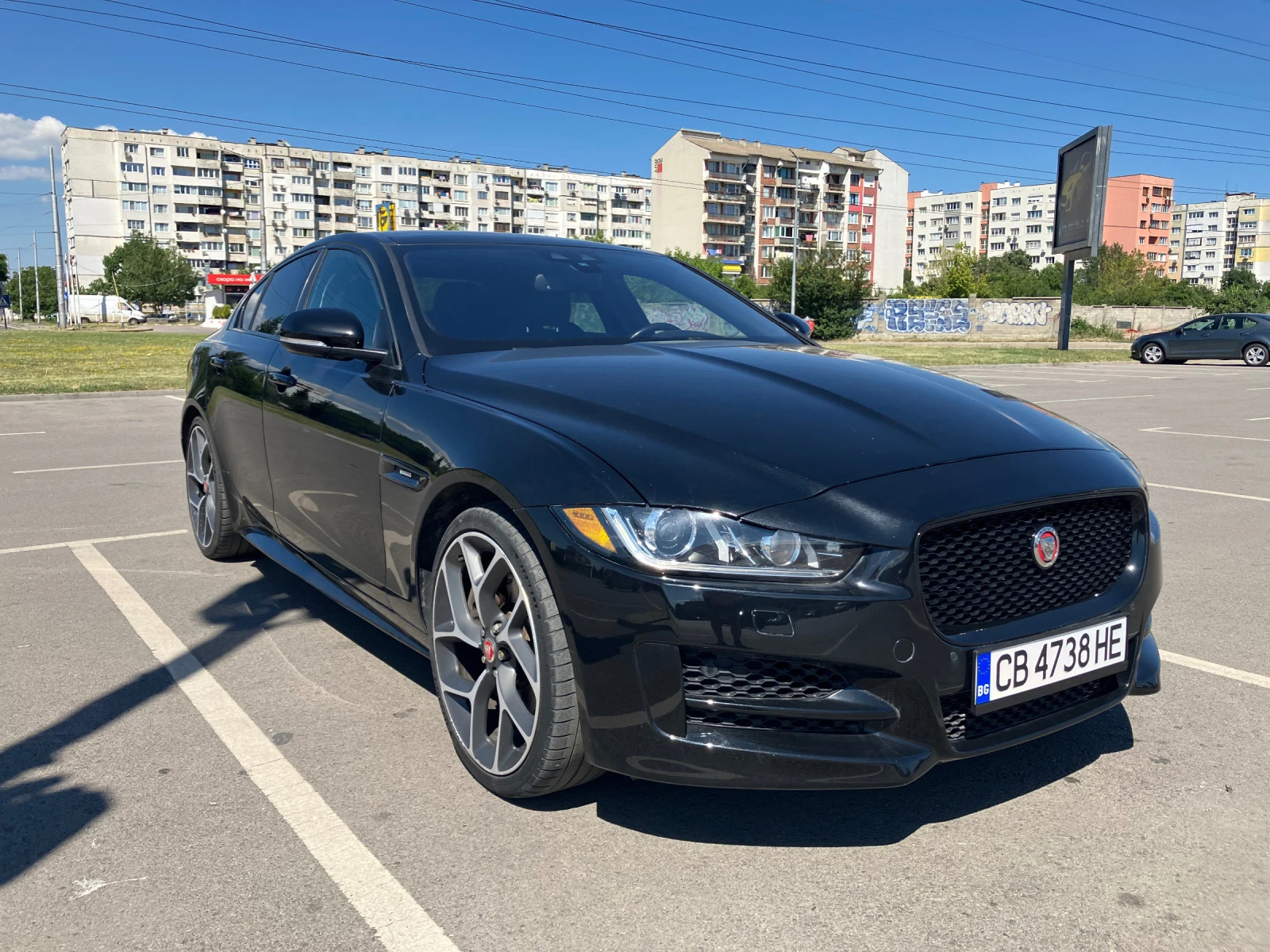 Jaguar XE R SPORT 35T V6 AWD - изображение 6