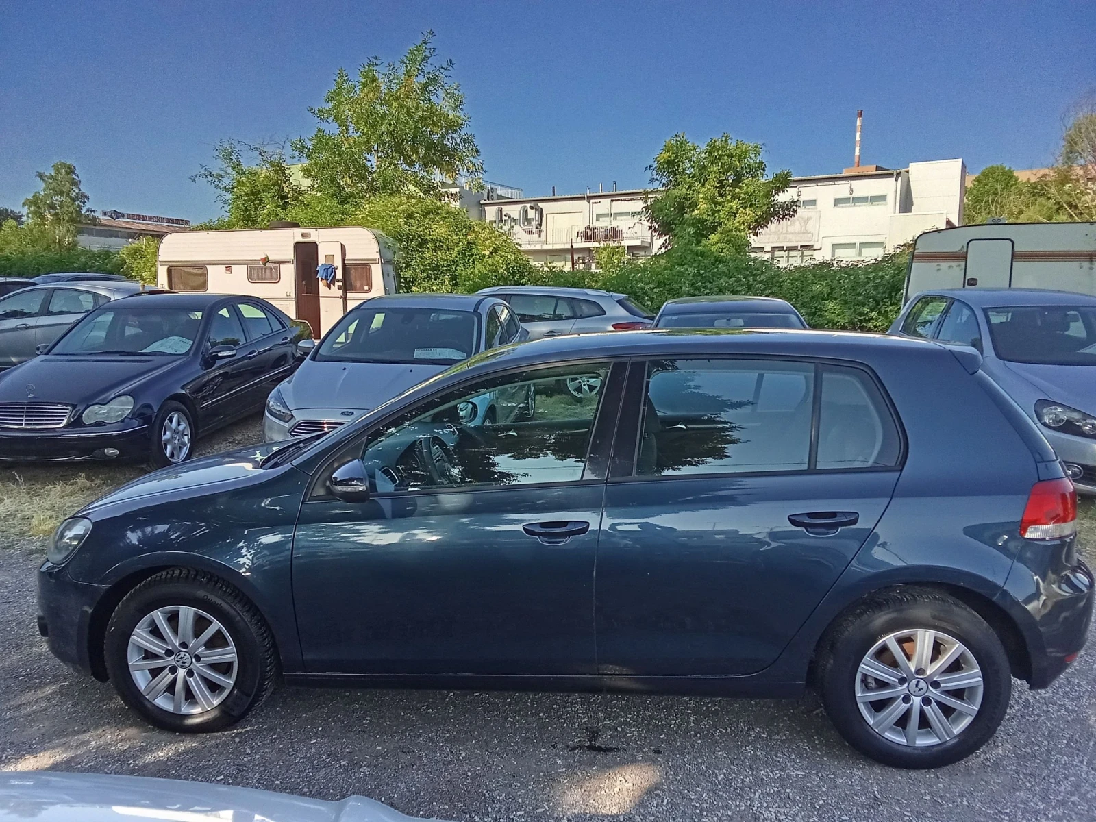 VW Golf 1.6TDI- BLUEMOTION - изображение 2