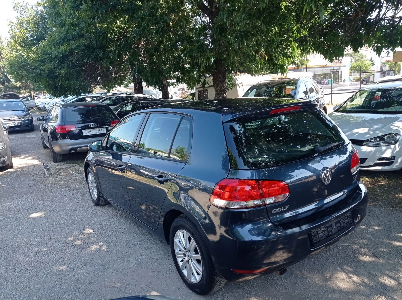 VW Golf 1.6TDI- BLUEMOTION - изображение 3