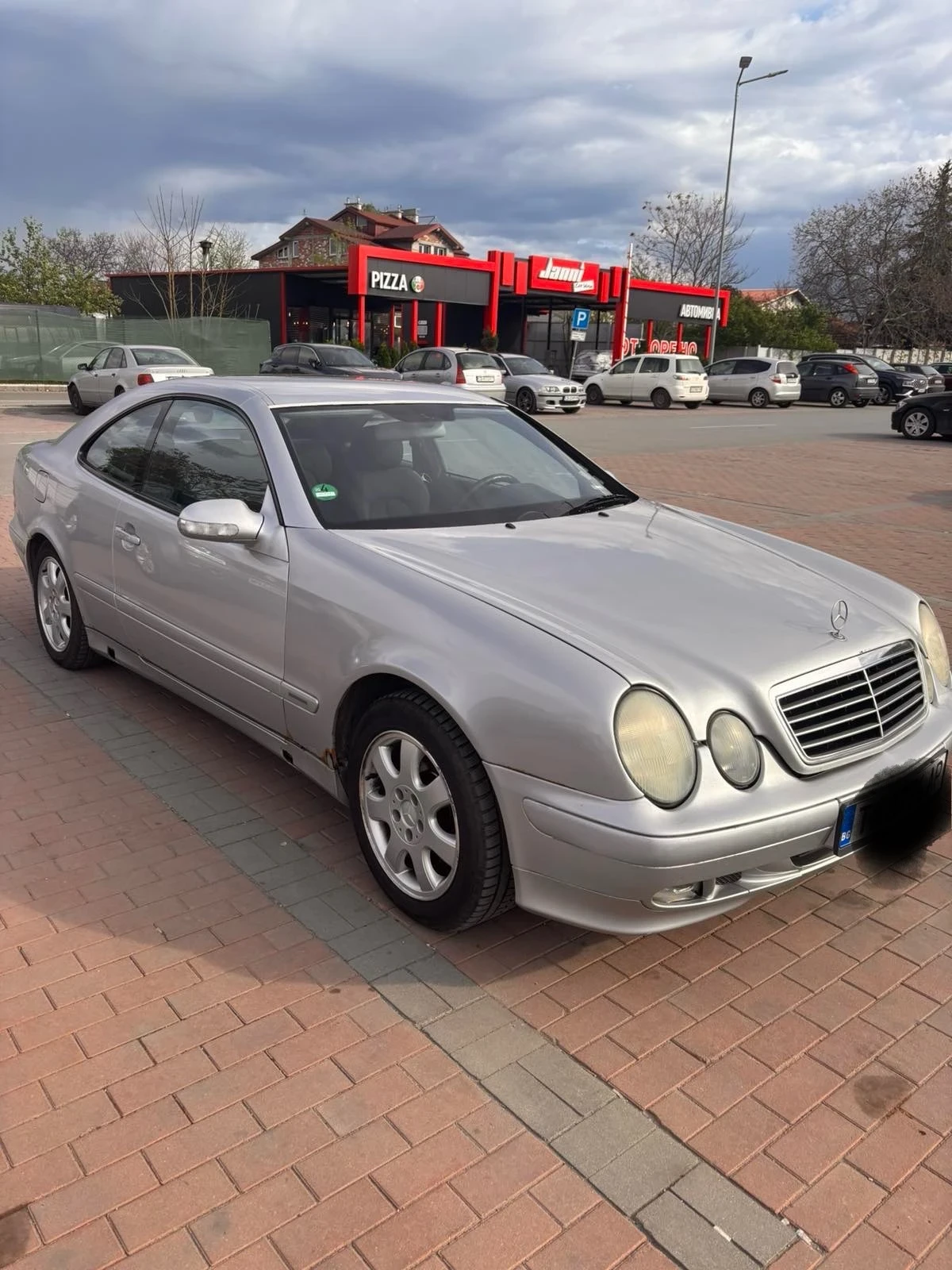 Mercedes-Benz CLK 320 - изображение 2