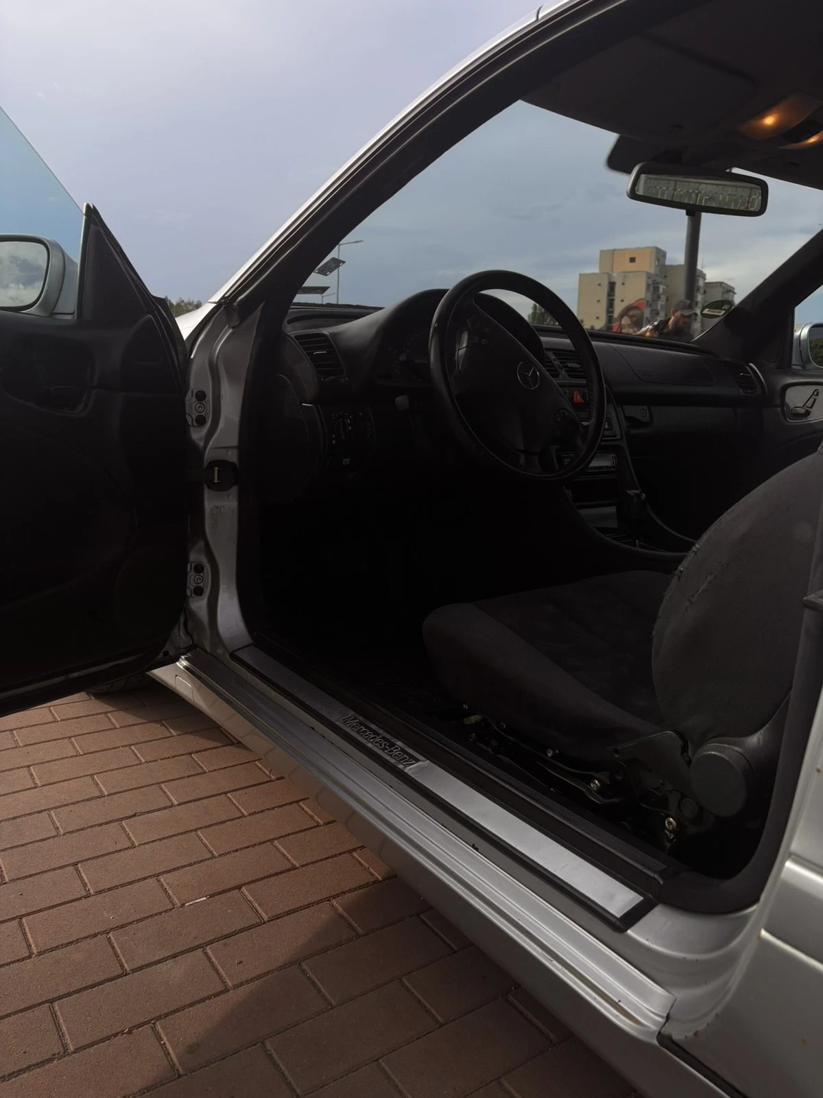 Mercedes-Benz CLK 320 - изображение 4