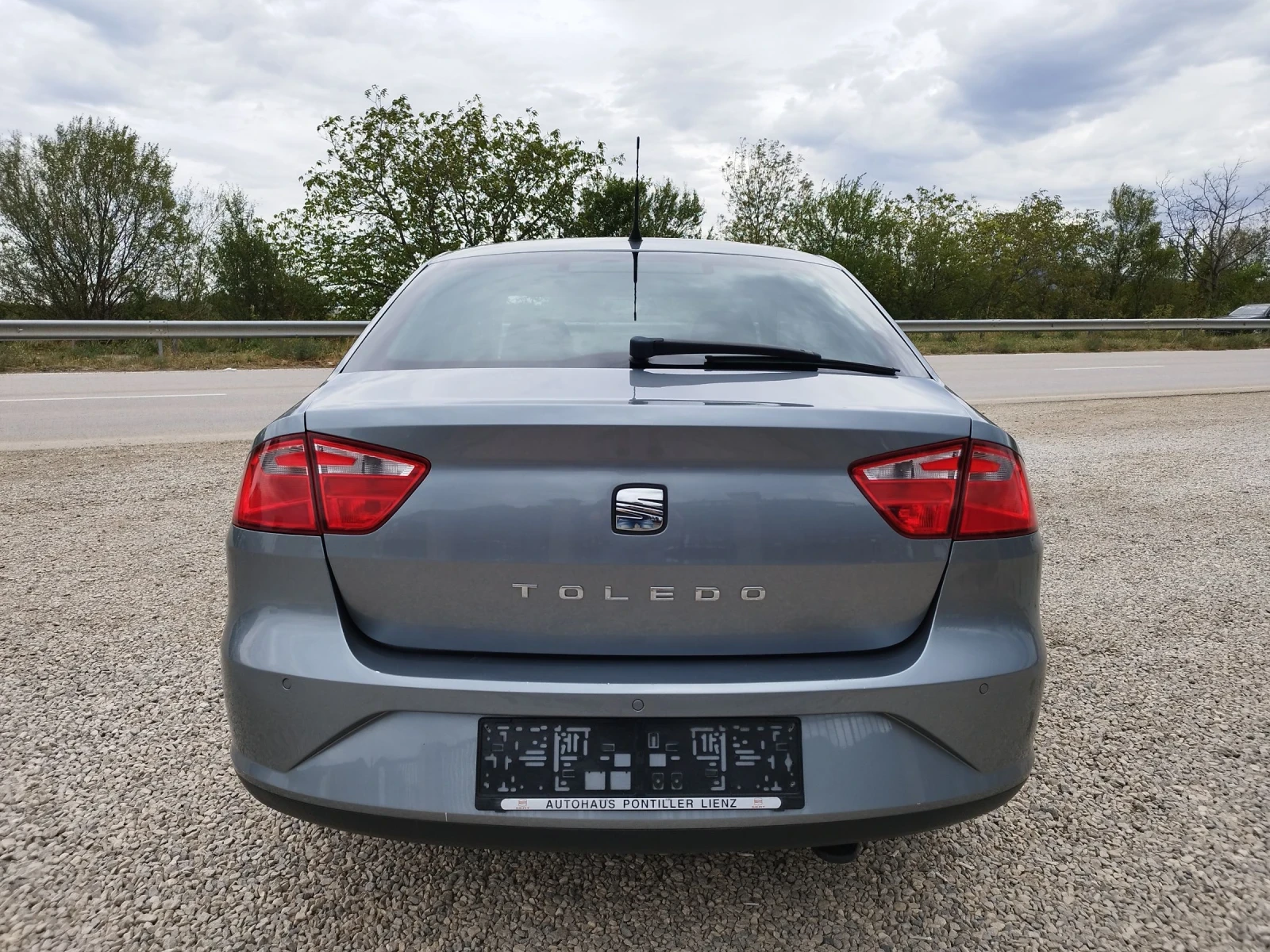 Seat Toledo 1.6 Tdi DSG - изображение 4