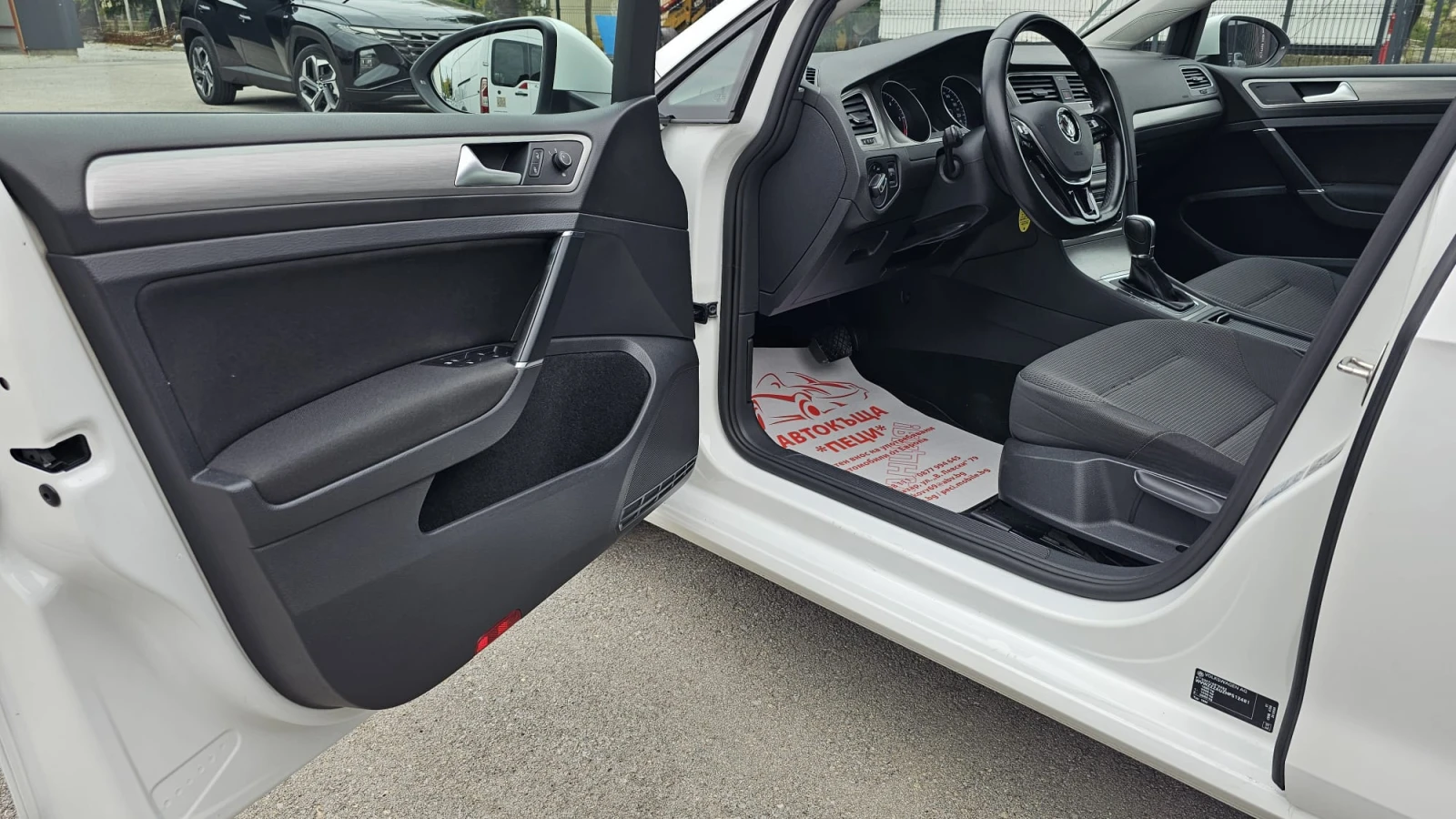 VW Golf 1.6TDi 7DSG IT-НАВИ-ТОП СЪСТ.-ИСТОРИЯ-ЛИЗИНГ - изображение 7