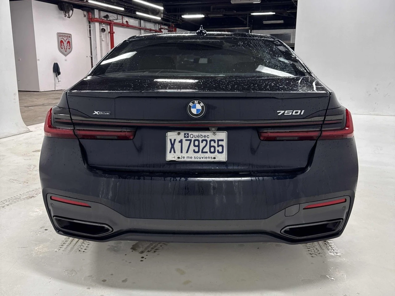 BMW 750 * АВТО КРЕДИТ* ЦЕНА ДО БГ * Сервизна история *  - изображение 4