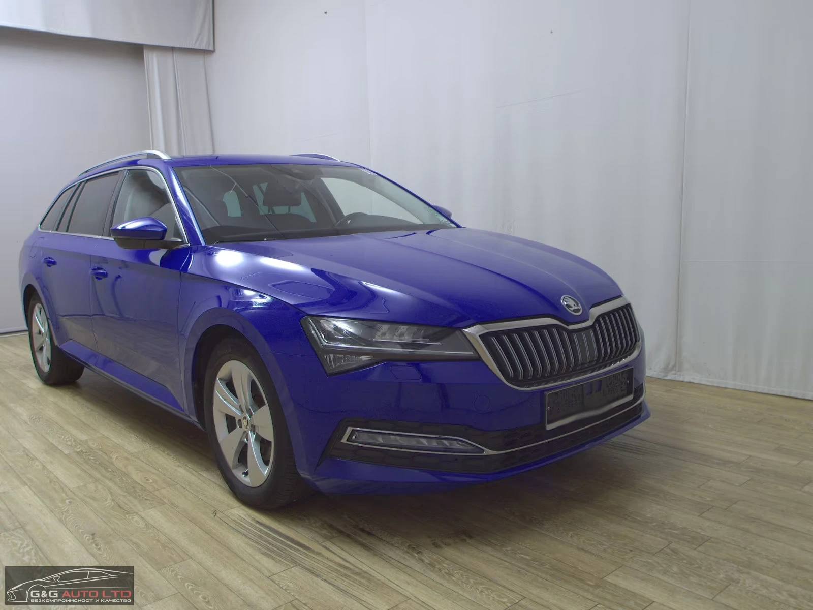 Skoda Superb 2.0TDI/190HP/CAM/MEMO/LED/NAVI/DIGI/CPLAY/703g - изображение 2
