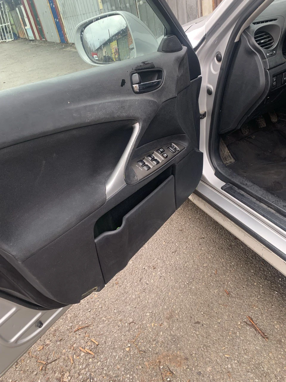 Lexus IS 220d | Mobile.bg � ����������� 8