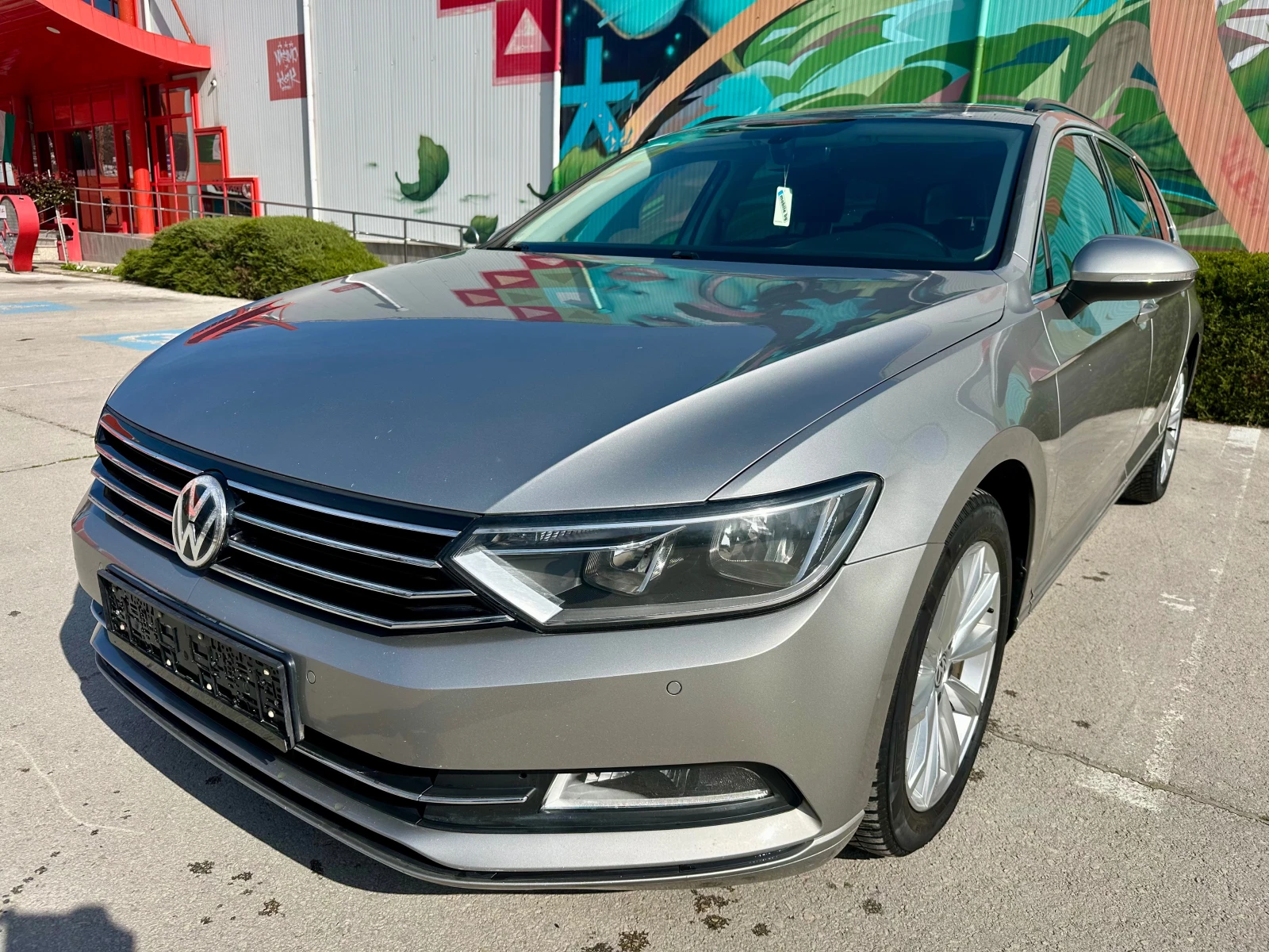 VW Passat 2.0 TDI * DISTRONIC* , снимка 2 - Автомобили и джипове - 54225164