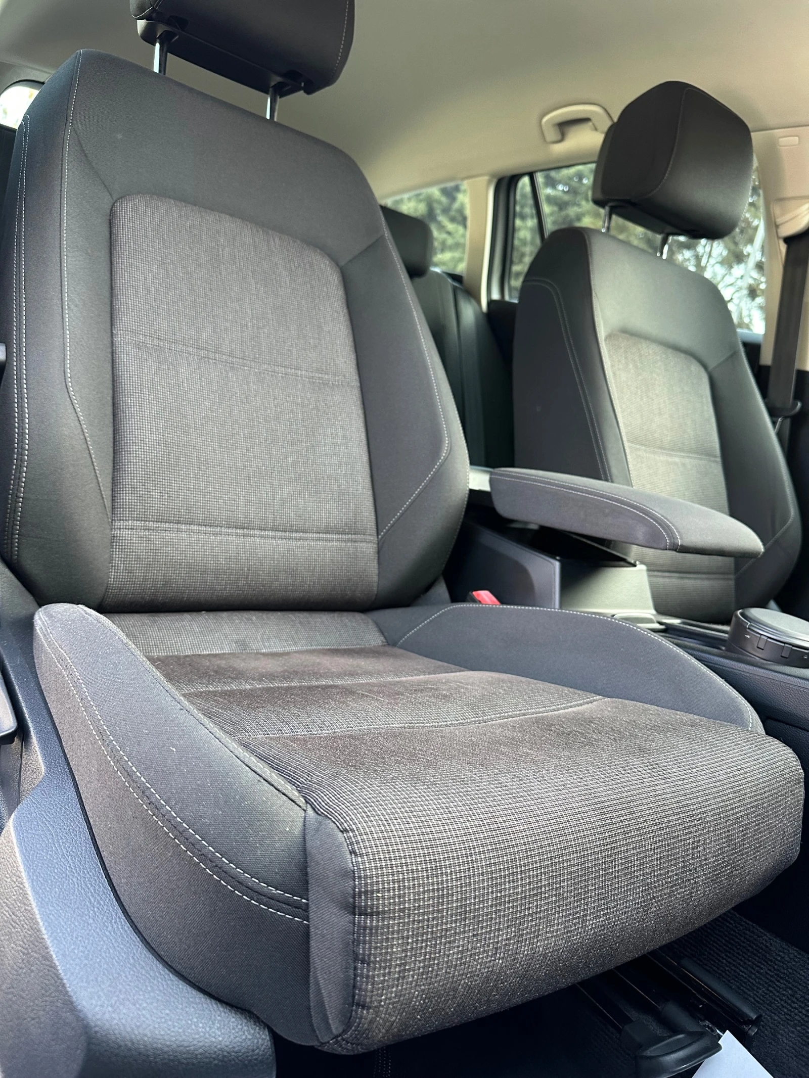 VW Passat 2.0 TDI * DISTRONIC* , снимка 11 - Автомобили и джипове - 54225164