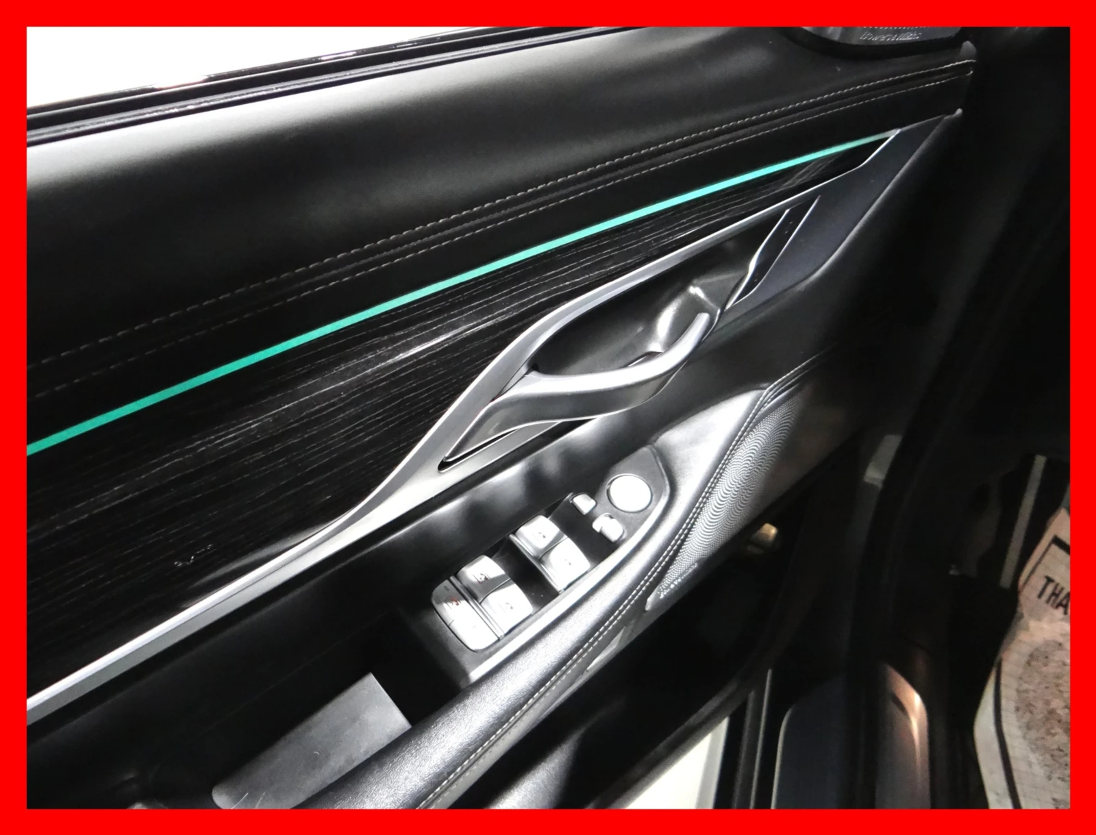 BMW 750 i xDrive / B&W / HUD / SWAROWSKI / ALPINA SPEEDO, снимка 8 - Автомобили и джипове - 54680961