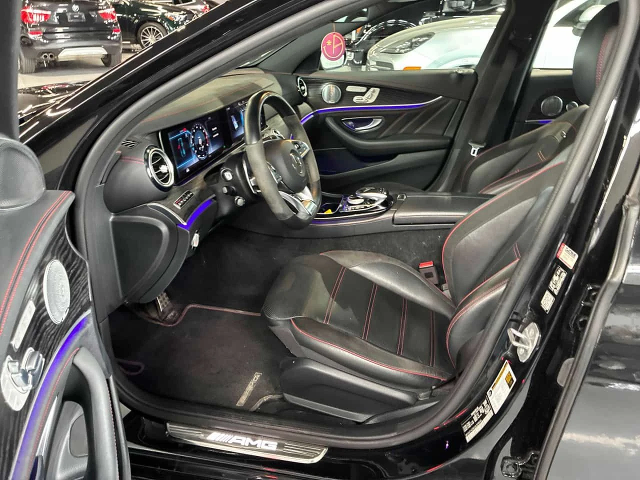 Mercedes-Benz E 43 AMG * ЛИЦЕНЗИРАН ДИЛЪР * CARFAX, снимка 5 - Автомобили и джипове - 55579268