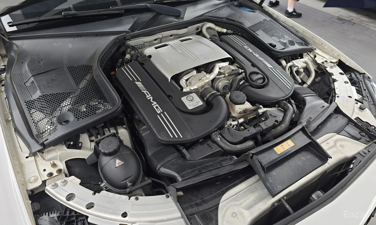 Mercedes-Benz C 63 AMG COUPE* BURMESTER* 360КАМЕРА* ПОДГРЕВ, снимка 15 - Автомобили и джипове - 55845737