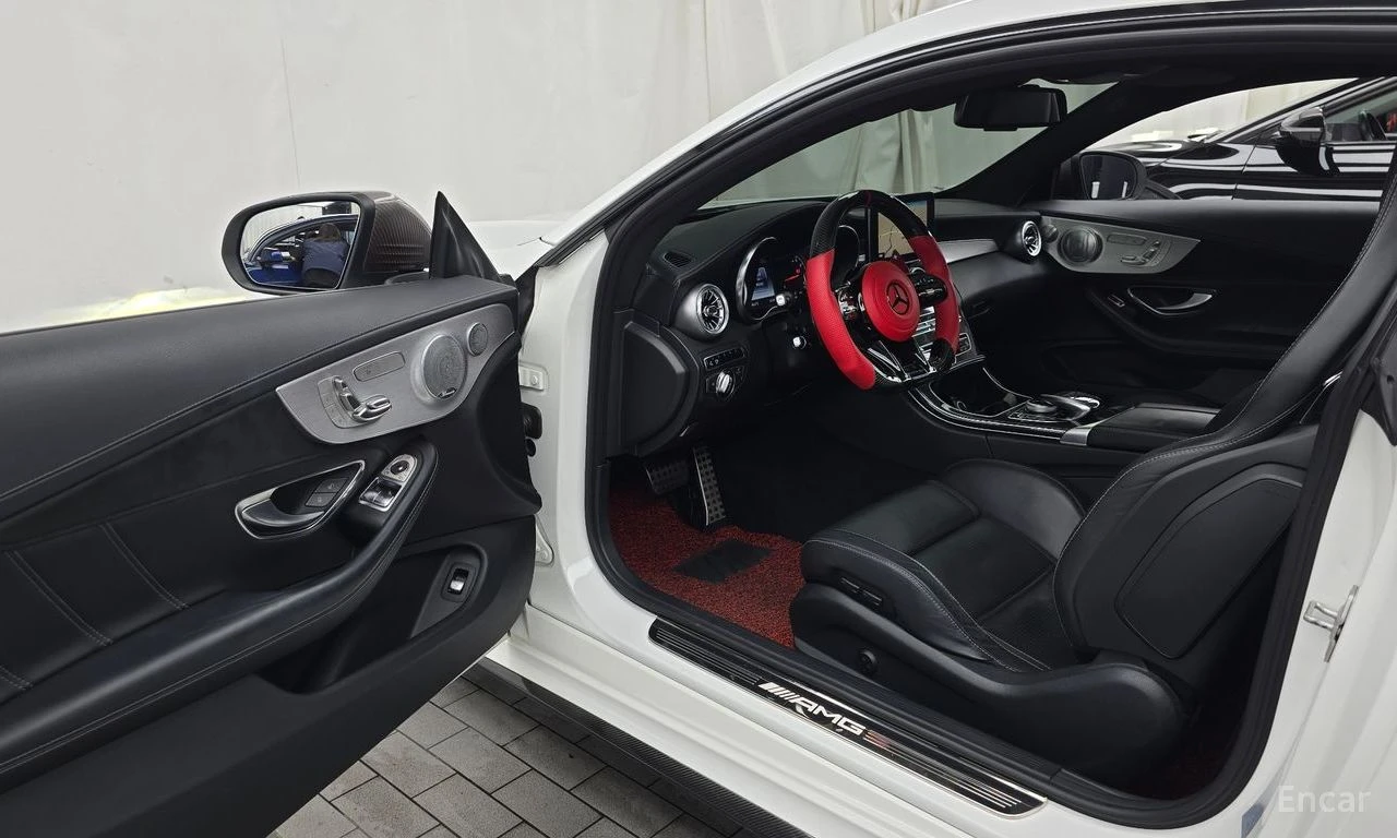 Mercedes-Benz C 63 AMG COUPE* BURMESTER* 360КАМЕРА* ПОДГРЕВ, снимка 5 - Автомобили и джипове - 55845737
