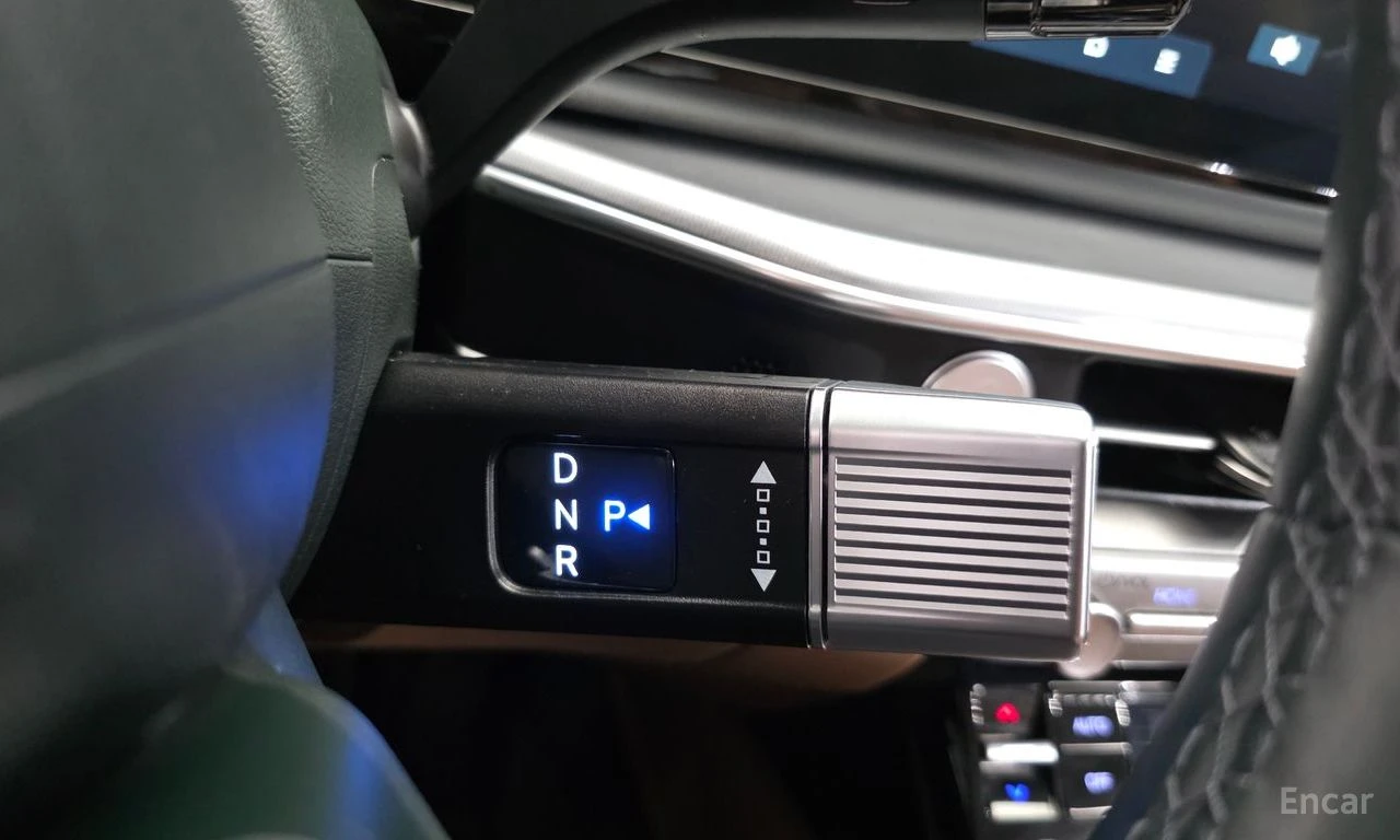Hyundai Grandeur 3.5* LPG* ОБДУХВАНЕ* ДИСТРОНИК* LANE* ASSIST* КАМЕ, снимка 13 - Автомобили и джипове - 55975672