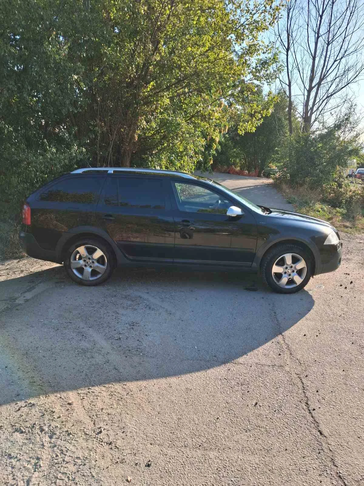 Skoda Octavia Скаут, снимка 9 - Автомобили и джипове - 56149322