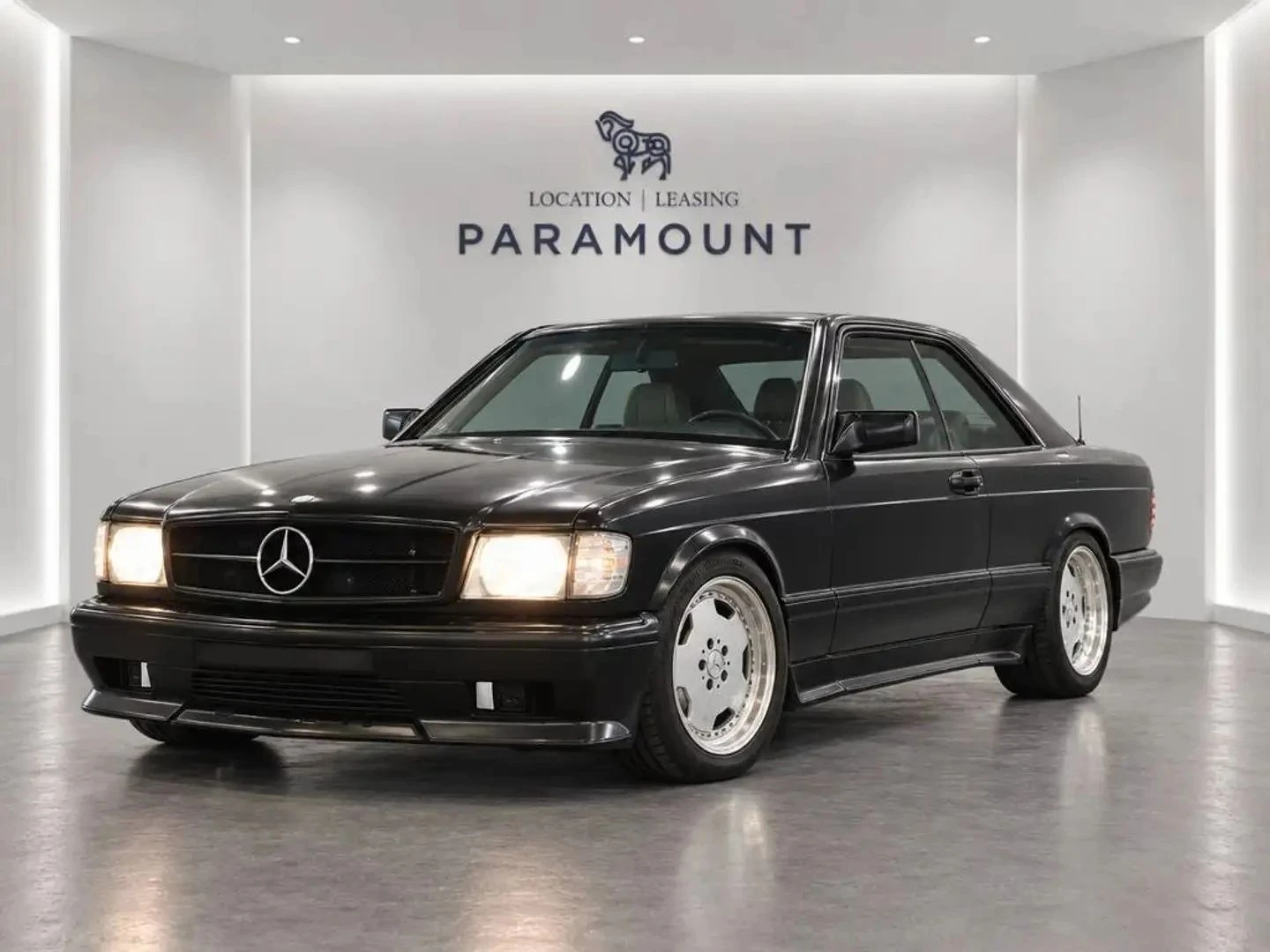 Mercedes-Benz 560, снимка 3 - Автомобили и джипове - 56685968