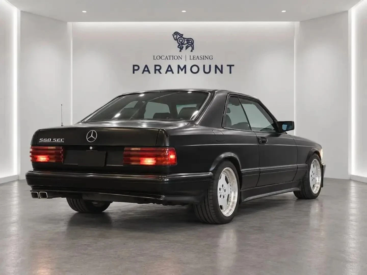 Mercedes-Benz 560, снимка 7 - Автомобили и джипове - 56685968
