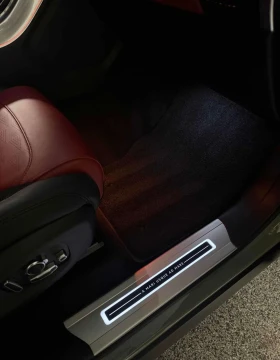 Land Rover Range Rover Sport * SVR RARE SPEC * CARFAX * MERIDIAN * 360 | Auto.bg — изображение 12