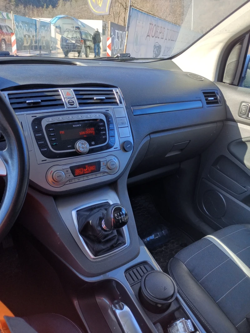 Ford Kuga 2.0d, снимка 11 - Автомобили и джипове - 48603811