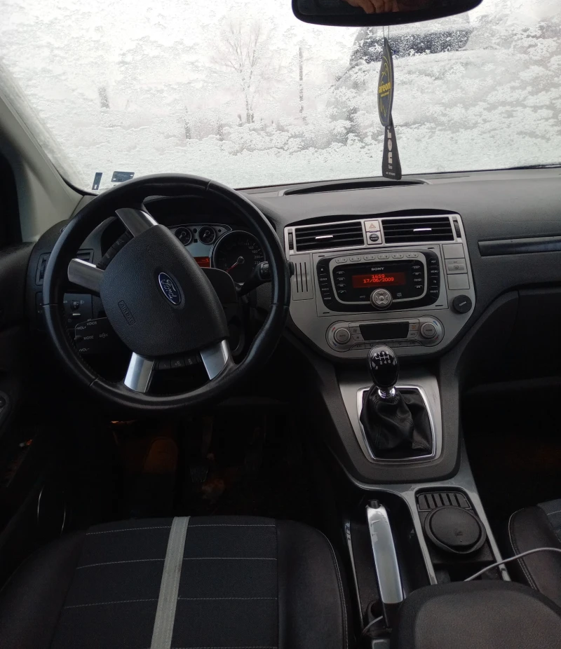 Ford Kuga 2.0d, снимка 12 - Автомобили и джипове - 48603811