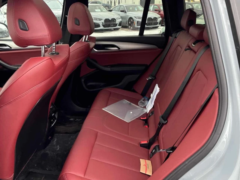 BMW X3 xDrive30i M Sport | PANO | KEYLESS | CARFAX, снимка 7 - Автомобили и джипове - 53599202