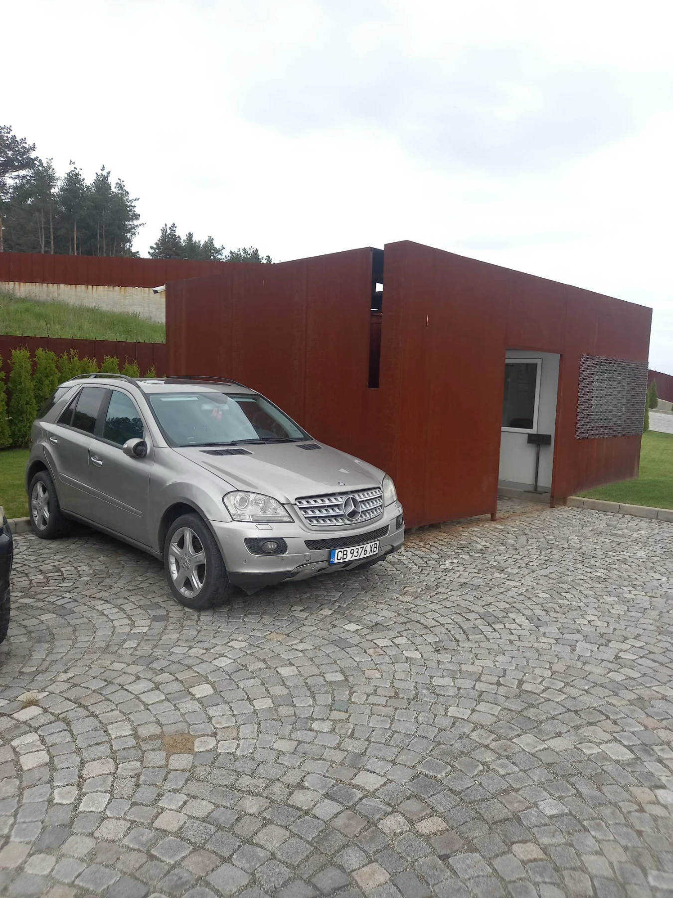 Mercedes-Benz ML 320  - изображение 4