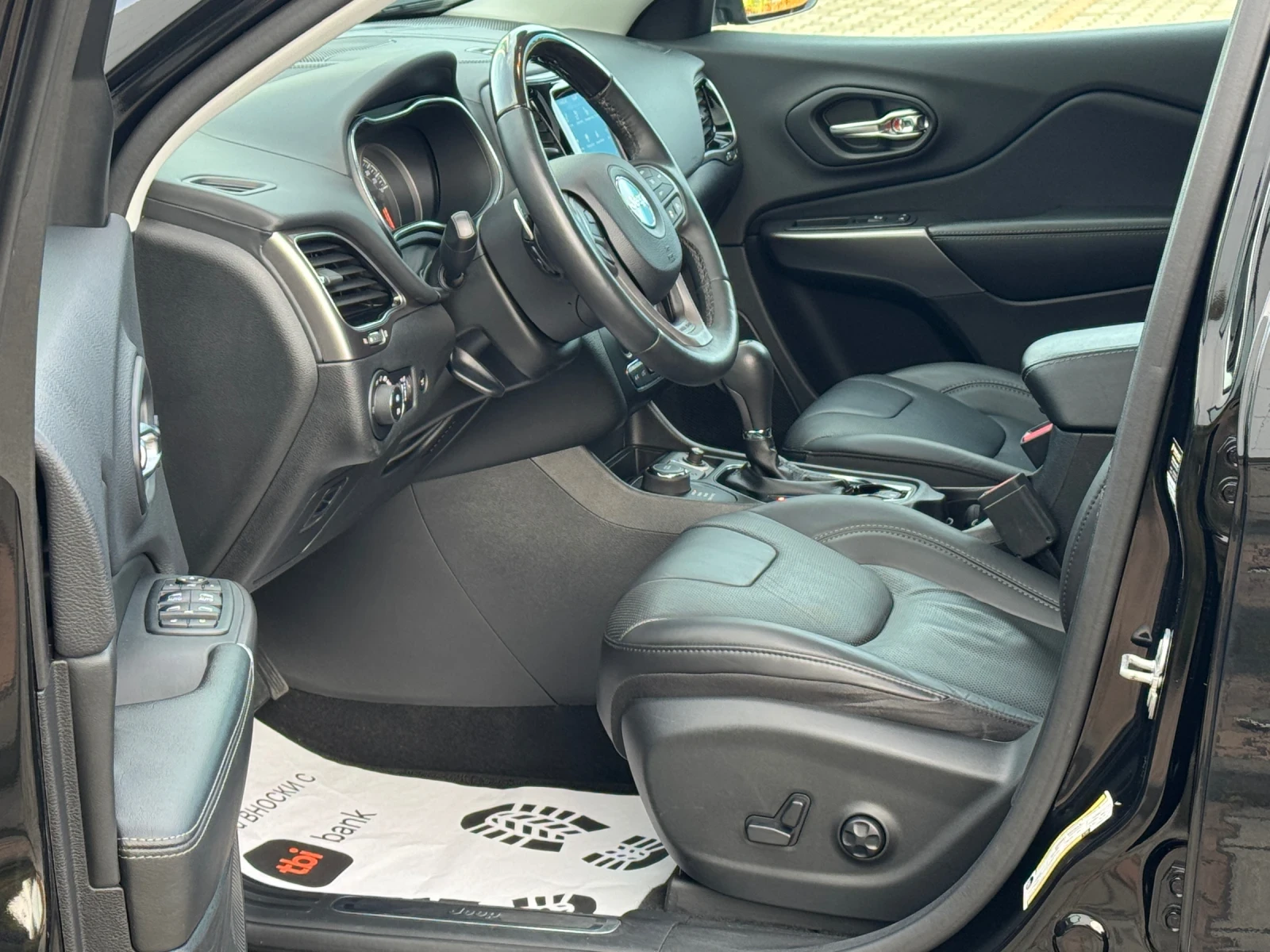 Jeep Cherokee 2.2D-OVERLAND-FULL-ПАНОРАМА-ОБДУХВАНЕ-ПОДГРЕВ-НОВА - изображение 8