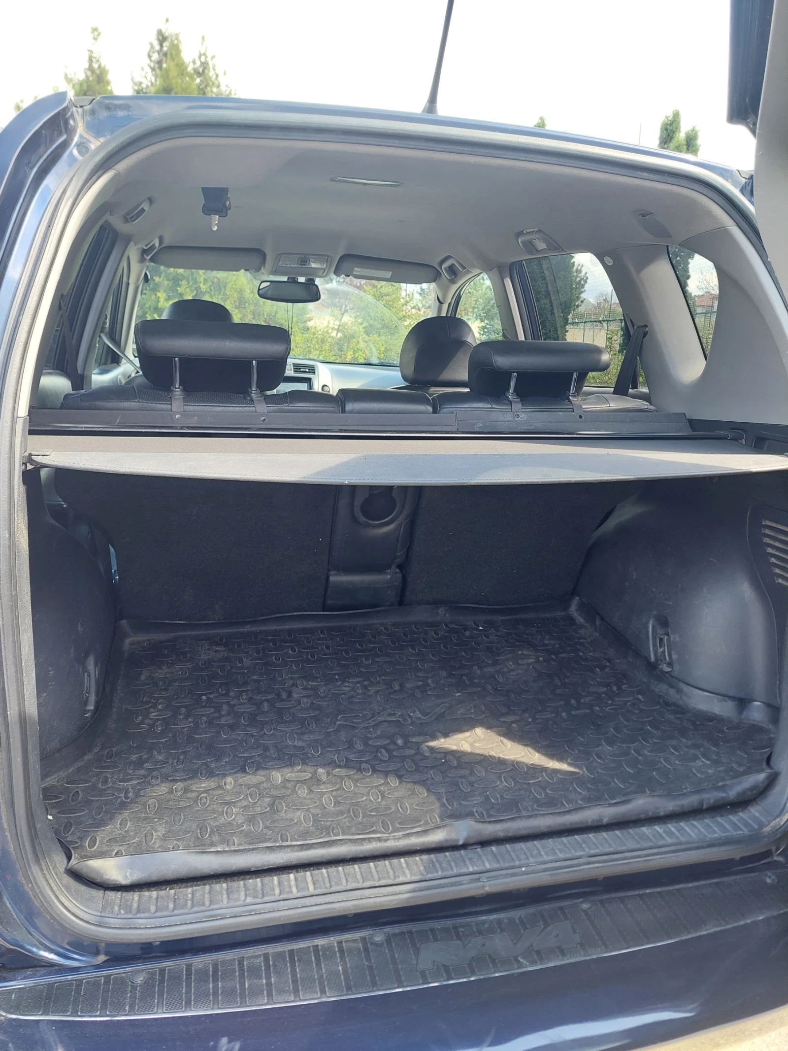 Toyota Rav4 2.2 D-CAT 177kc  6 скорости - изображение 10
