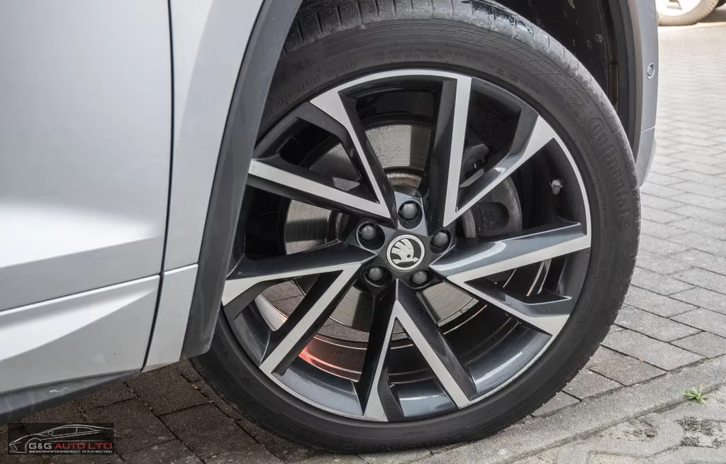 Skoda Kodiaq SPORTLINE/200HP/4X4/PANO/360/ACC/MATRIX/647v - изображение 2