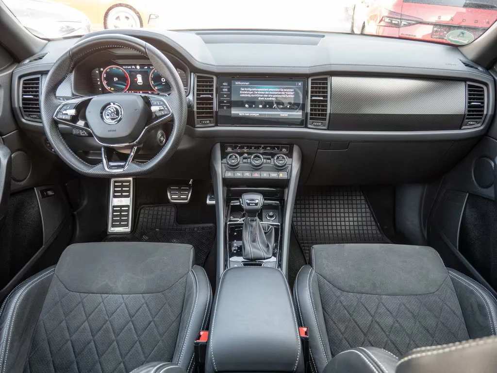Skoda Kodiaq SPORTLINE/200HP/4X4/PANO/360/ACC/MATRIX/647v - изображение 5
