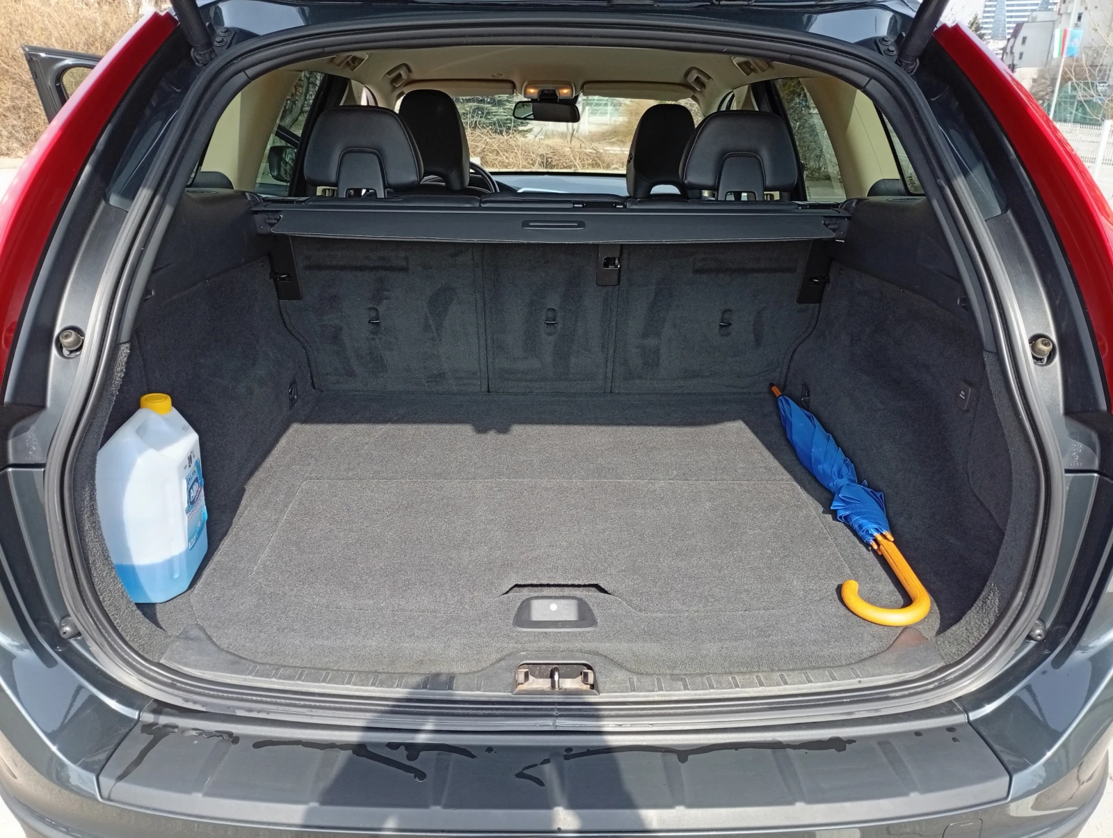 Volvo XC60 2013 Summum, снимка 8 - Автомобили и джипове - 53755728