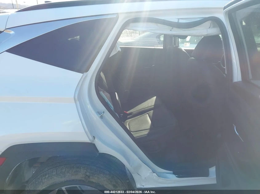 Hyundai Tucson 2.5l Sel Convenience, снимка 8 - Автомобили и джипове - 53807802