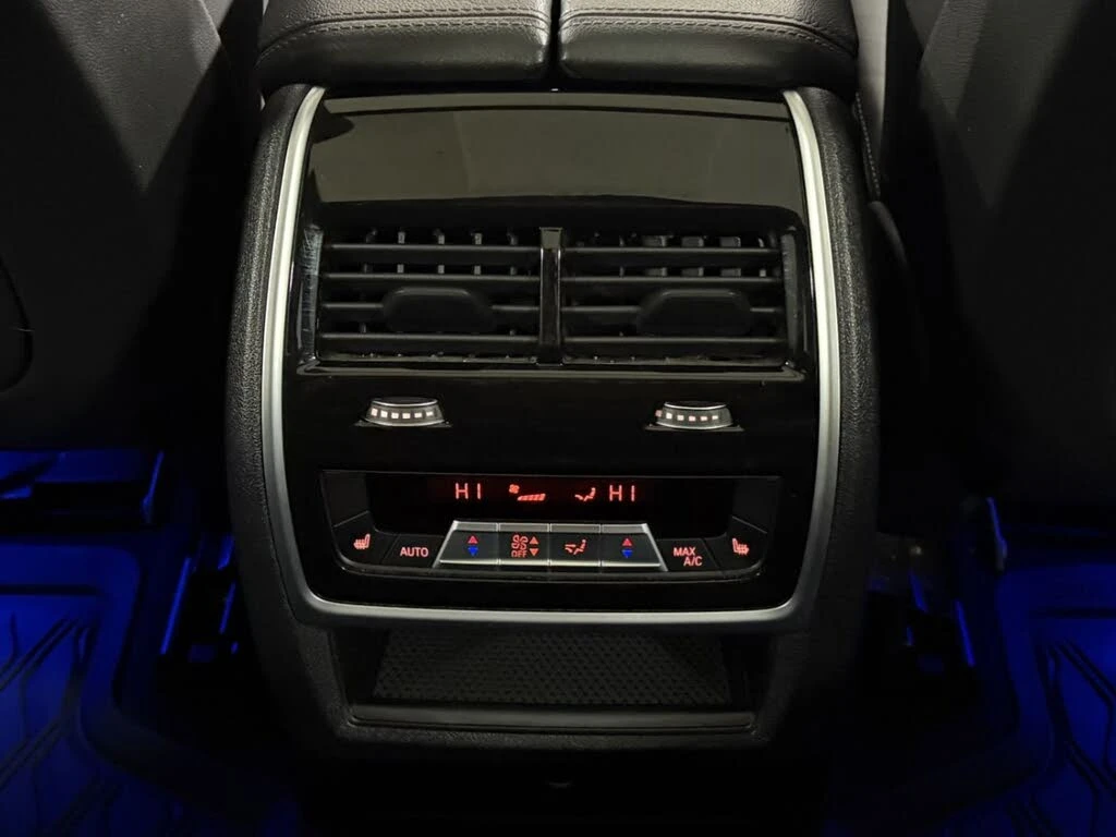 BMW X5 2021 BMW X5 xDrive40i AWD, снимка 15 - Автомобили и джипове - 54178611