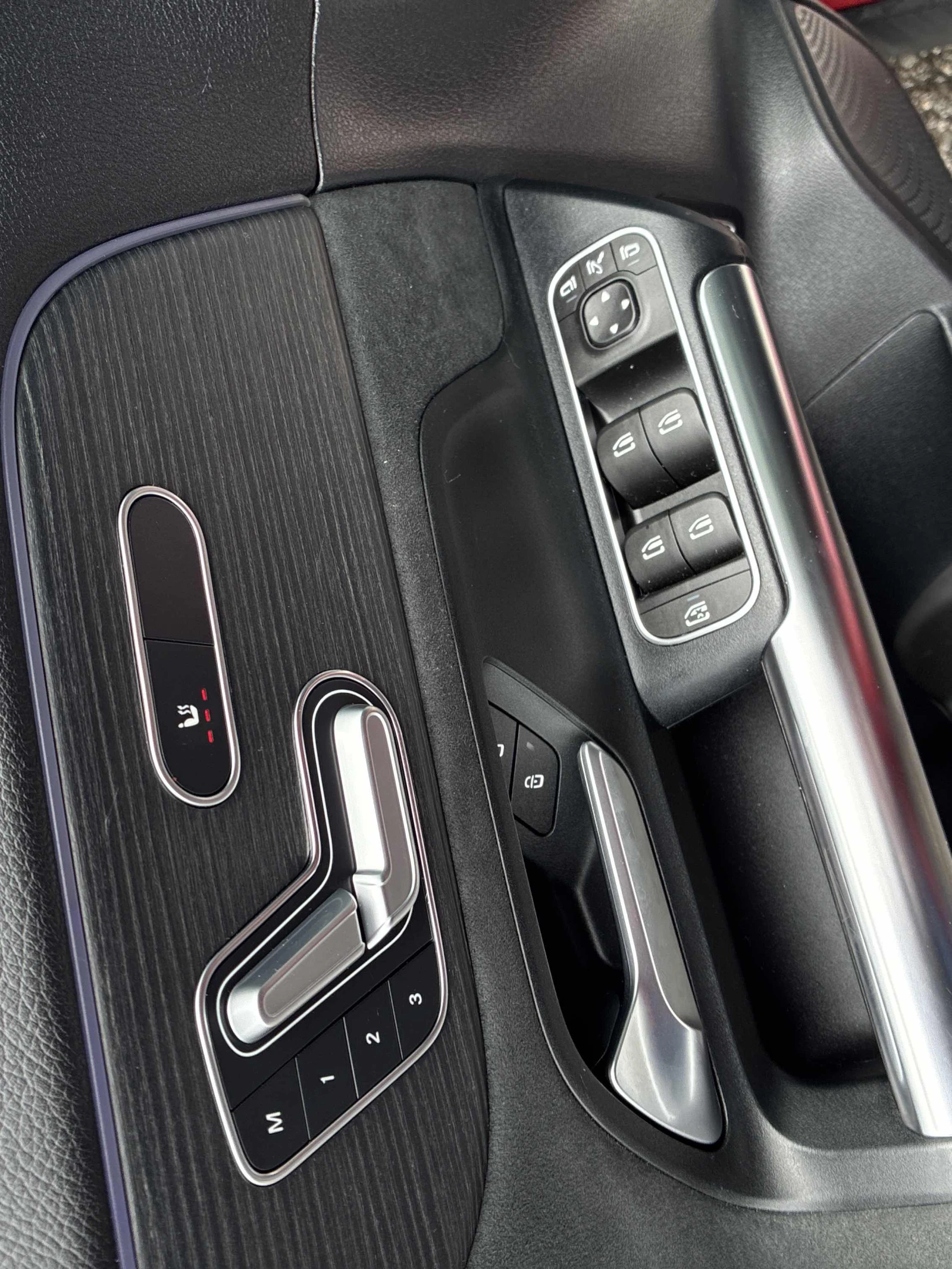 Mercedes-Benz GLA, снимка 14 - Автомобили и джипове - 54340669