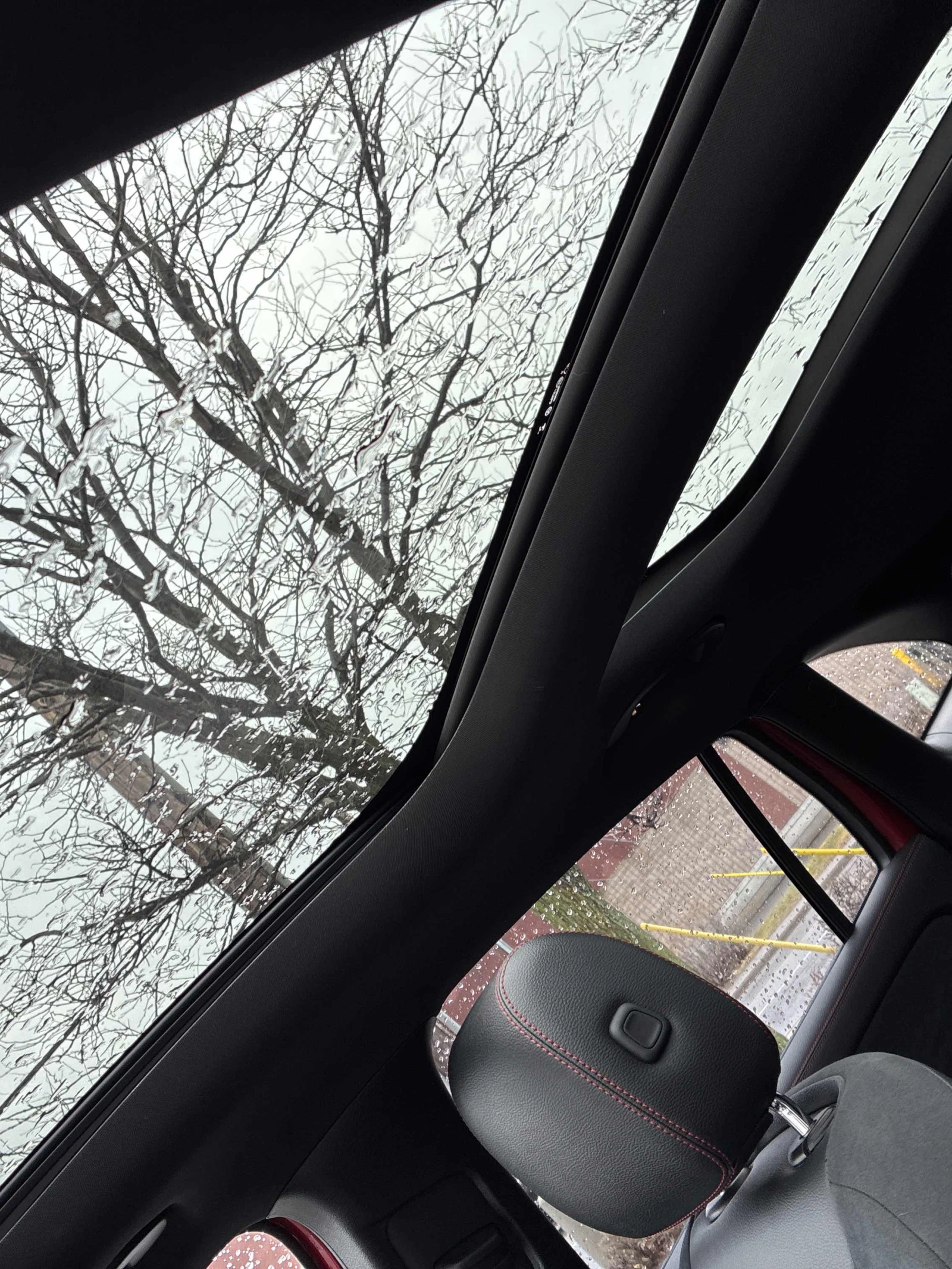 Mercedes-Benz GLA, снимка 15 - Автомобили и джипове - 54340669