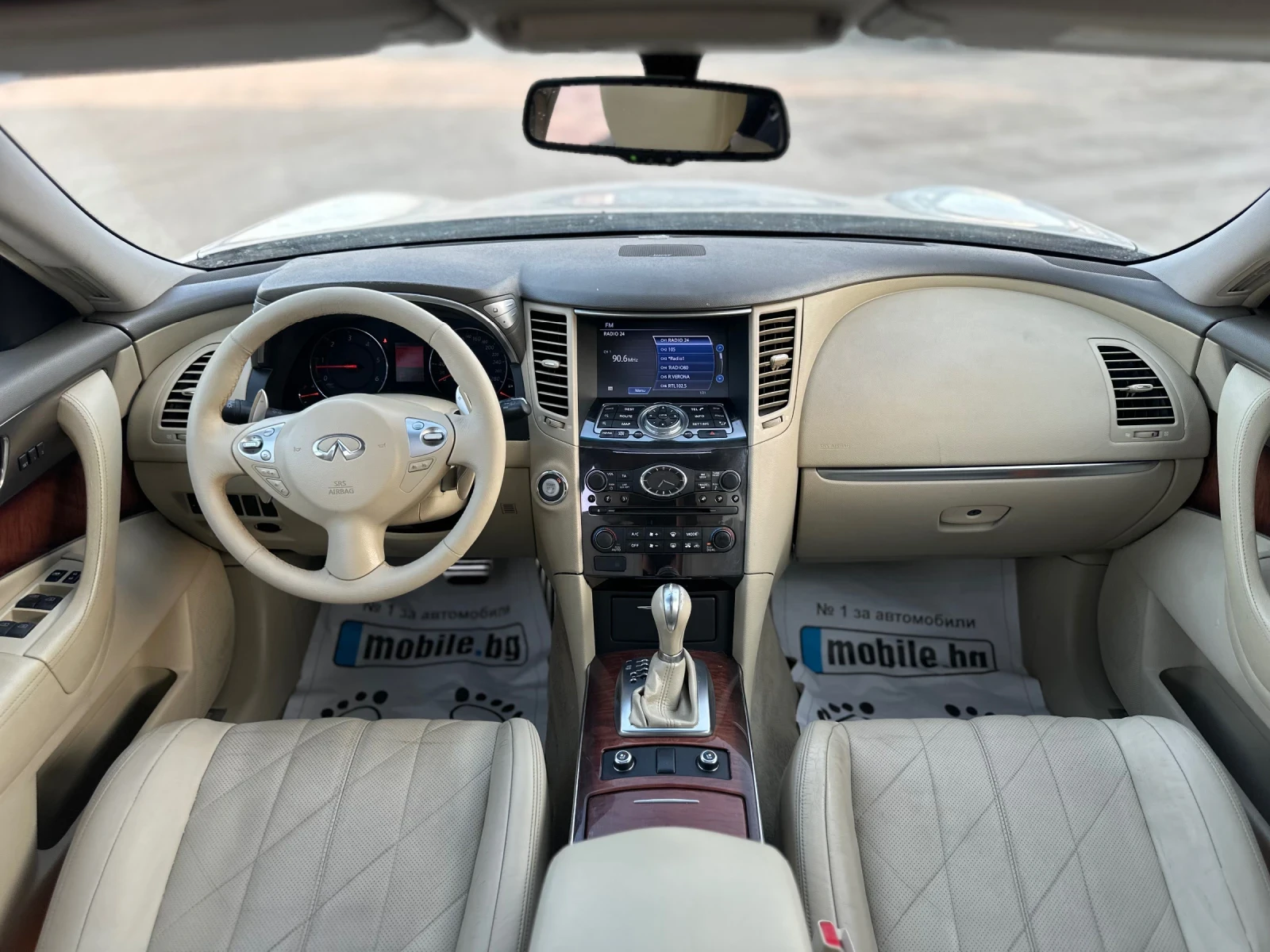Infiniti Fx 30 d S PREMIUM AWD/БЯЛА ПЕРЛА/ПЪЛЕН НАБОР ЕКСТРИ, снимка 9 - Автомобили и джипове - 55093380