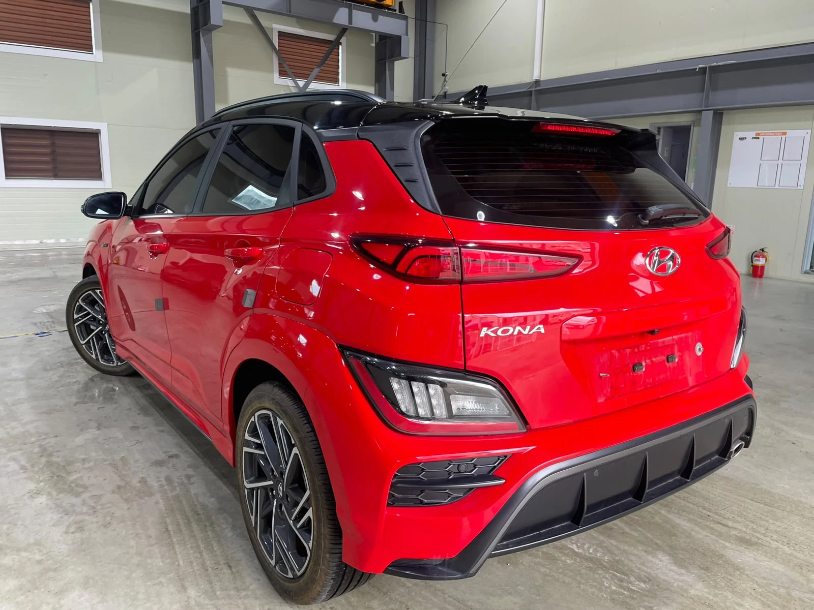 Hyundai Kona 1.6 Turbo ! 2WD ! N Line !, снимка 6 - Автомобили и джипове - 55314607