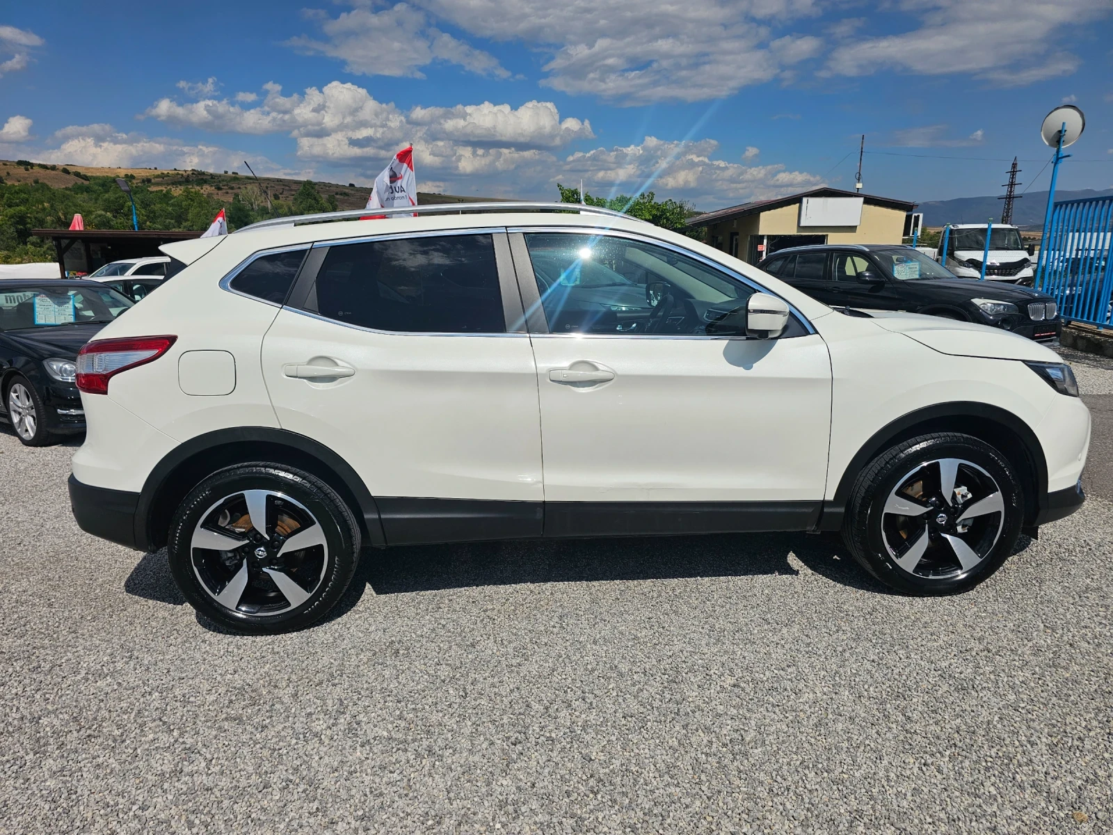 Nissan Qashqai 1.5 dci evro6B , снимка 7 - Автомобили и джипове - 55664696